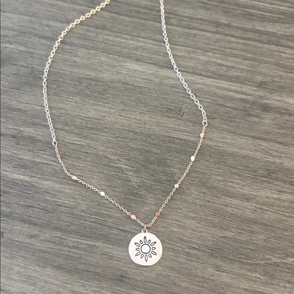 LC Lauren Conrad Beaded Sun Gold Necklace New Without Tags - Picture 2 of 4